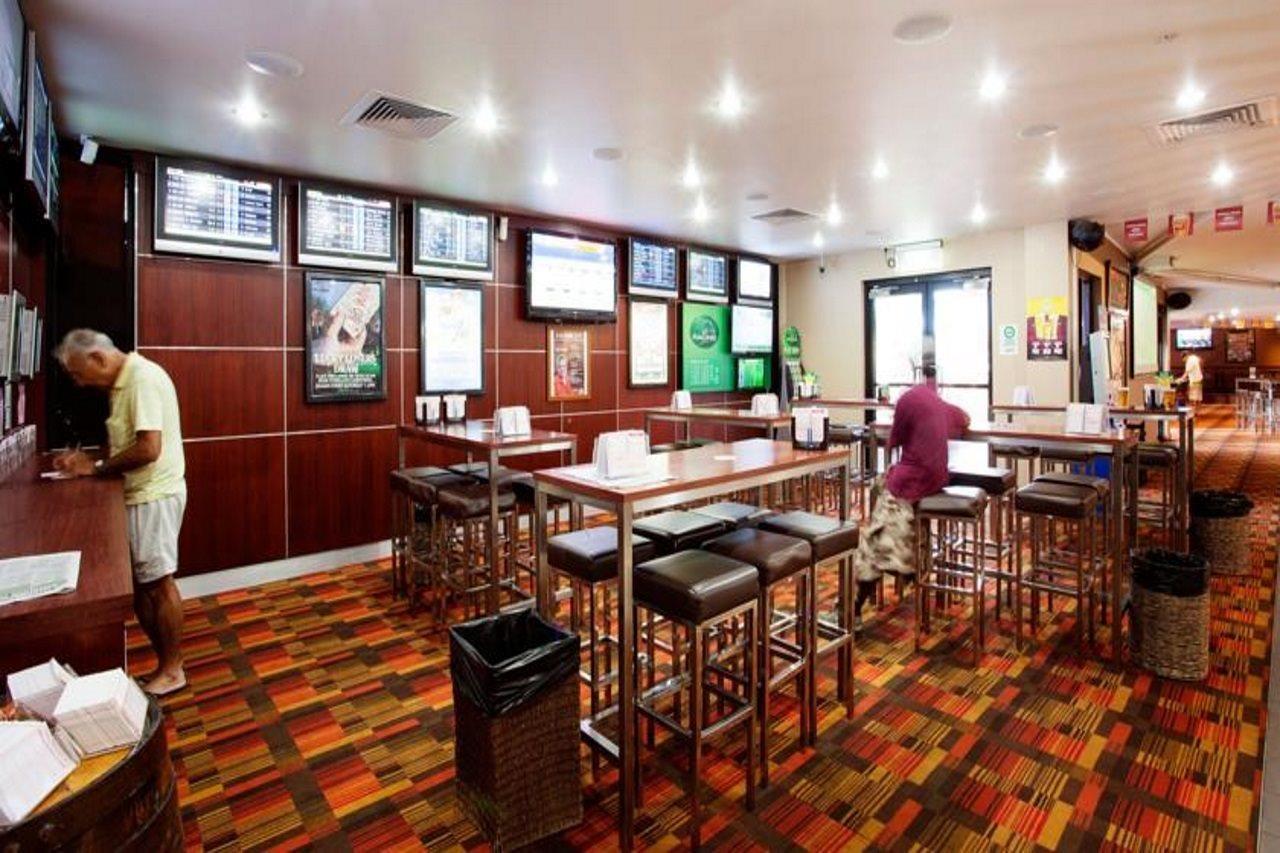 Nightcap At Balaclava Hotel Cairns Esterno foto